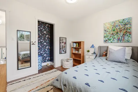 3452 Caplan Crescent Burlington ON L7N 2P9