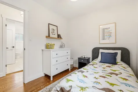 3452 Caplan Crescent Burlington ON L7N 2P9