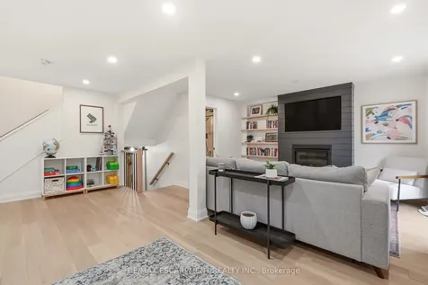 3452 Caplan Crescent Burlington ON L7N 2P9