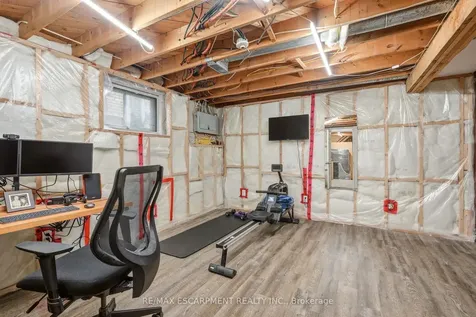 3452 Caplan Crescent Burlington ON L7N 2P9