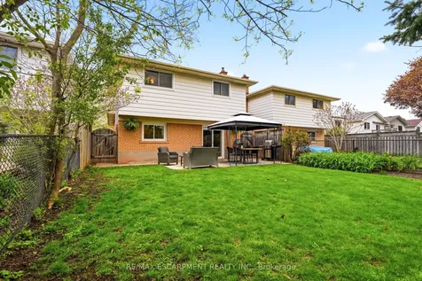 3452 Caplan Crescent Burlington ON L7N 2P9