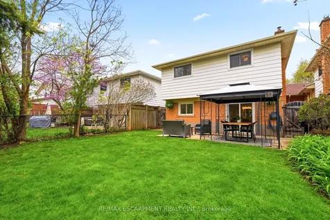 3452 Caplan Crescent Burlington ON L7N 2P9
