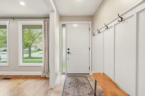 3452 Caplan Crescent Burlington ON L7N 2P9