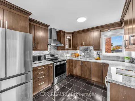 5697 Condor Place Mississauga ON L5V 2J4