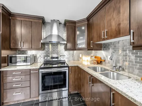 5697 Condor Place Mississauga ON L5V 2J4