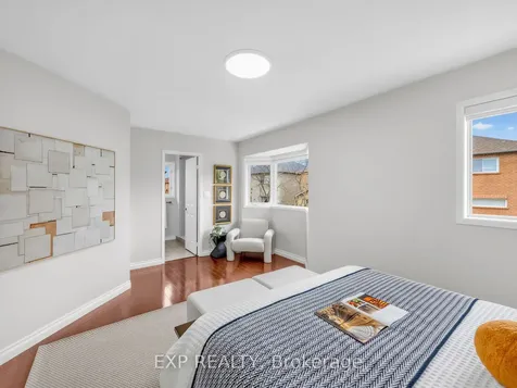 5697 Condor Place Mississauga ON L5V 2J4