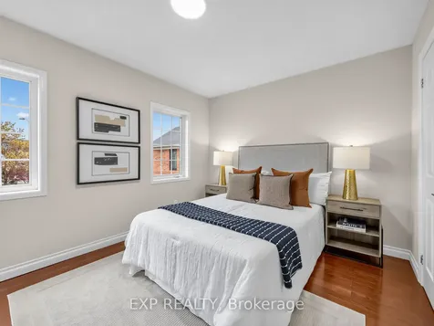 5697 Condor Place Mississauga ON L5V 2J4