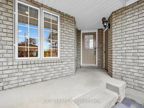 5697 Condor Place Mississauga ON L5V 2J4