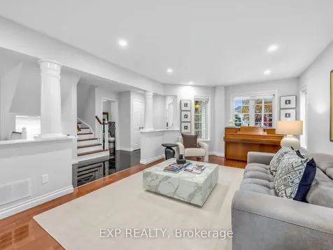 5697 Condor Place Mississauga ON L5V 2J4