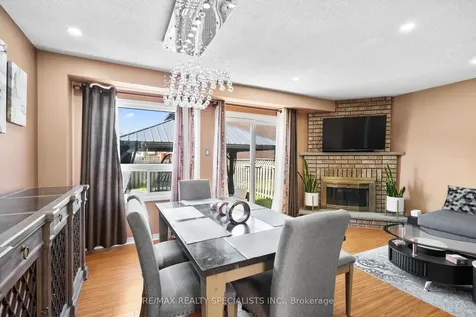 121 Tulip Drive Brampton ON L6Y 3X6
