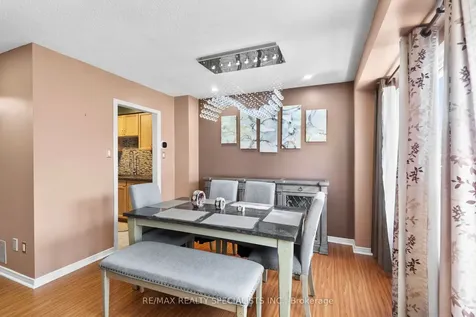 121 Tulip Drive Brampton ON L6Y 3X6