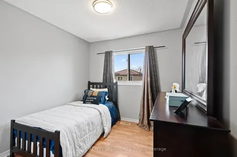 121 Tulip Drive Brampton ON L6Y 3X6