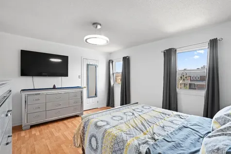 121 Tulip Drive Brampton ON L6Y 3X6