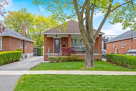 293 Thirtieth Street Toronto ON M8W 3E4