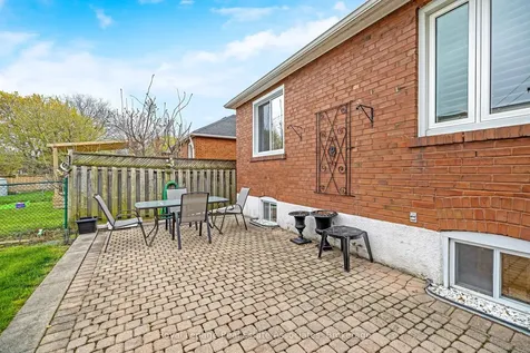 293 Thirtieth Street Toronto ON M8W 3E4
