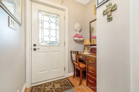 293 Thirtieth Street Toronto ON M8W 3E4