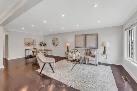 110 Victory Drive Toronto ON M3M 2J8