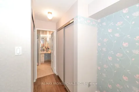 1320 Islington Avenue Toronto ON M9A 5C6