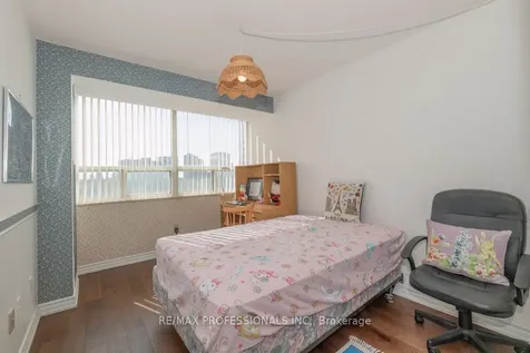 1320 Islington Avenue Toronto ON M9A 5C6