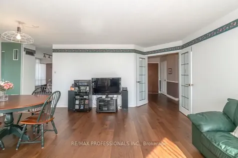 1320 Islington Avenue Toronto ON M9A 5C6