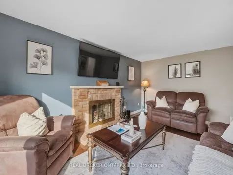 24 Mansion Street Brampton ON L6S 3E2