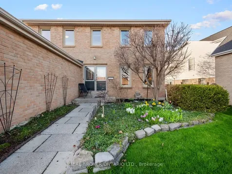 24 Mansion Street Brampton ON L6S 3E2