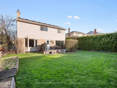 24 Mansion Street Brampton ON L6S 3E2