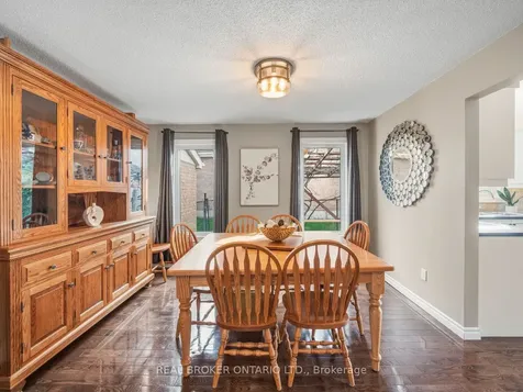 24 Mansion Street Brampton ON L6S 3E2
