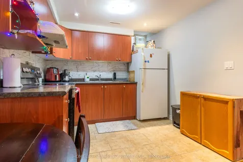 57 Saintsbury Crescent Brampton ON L6R 2V9