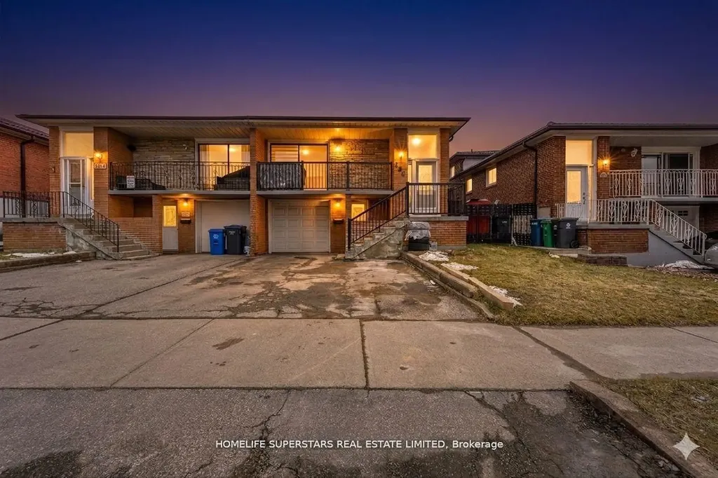 306 Royal Salisbury Way Brampton ON L6V 3G5