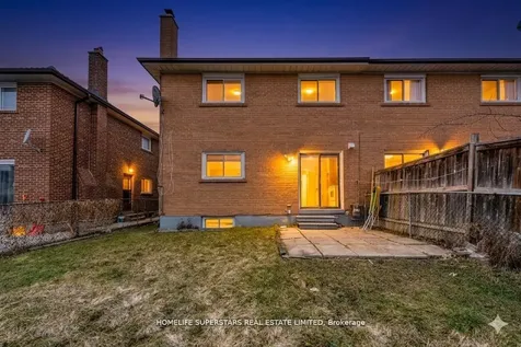 306 Royal Salisbury Way Brampton ON L6V 3G5
