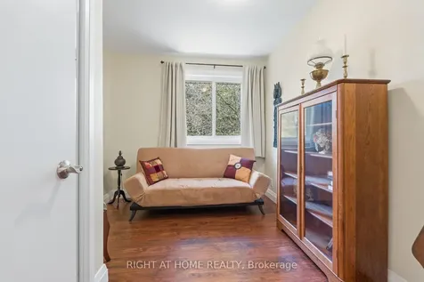 68 Ewing Street Halton Hills ON L7G 5A1