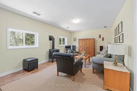 68 Ewing Street Halton Hills ON L7G 5A1