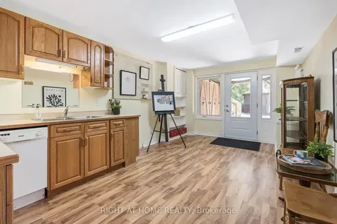 68 Ewing Street Halton Hills ON L7G 5A1