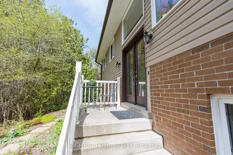 68 Ewing Street Halton Hills ON L7G 5A1