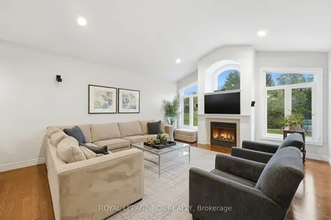 22 Bishop Court Halton Hills ON L7G 6G8