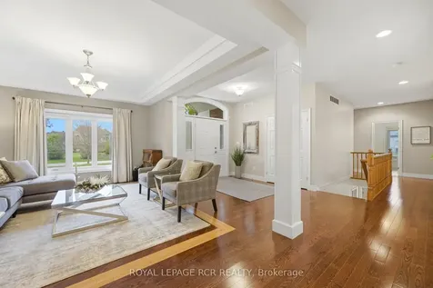 22 Bishop Court Halton Hills ON L7G 6G8