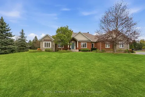 22 Bishop Court Halton Hills ON L7G 6G8