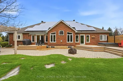 22 Bishop Court Halton Hills ON L7G 6G8