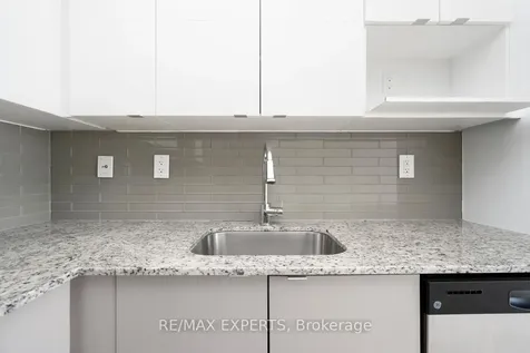160 Flemington Road Toronto ON M6A 0A9