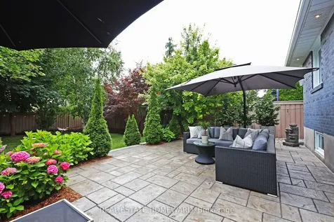 49 Greenfield Drive Toronto ON M9B 1H2
