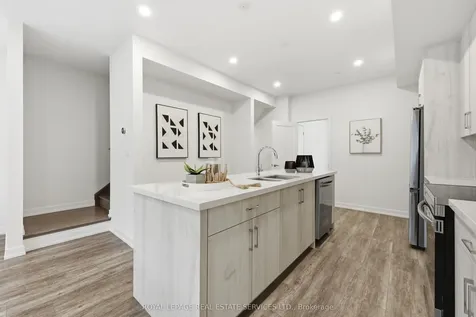 1340 Kaniv Street Oakville ON L6M 5R3