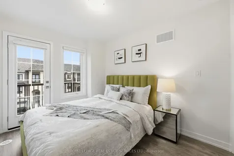 1340 Kaniv Street Oakville ON L6M 5R3