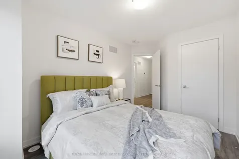 1340 Kaniv Street Oakville ON L6M 5R3