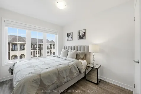 1340 Kaniv Street Oakville ON L6M 5R3