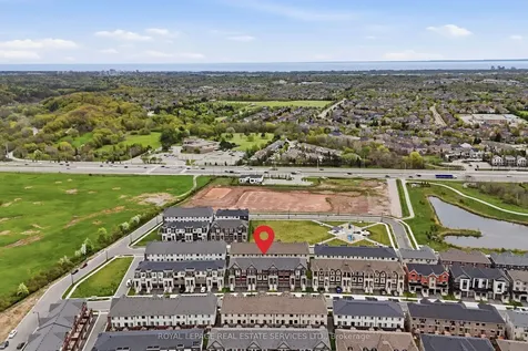 1340 Kaniv Street Oakville ON L6M 5R3