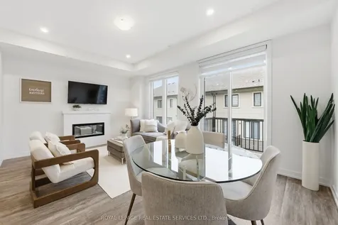 1340 Kaniv Street Oakville ON L6M 5R3