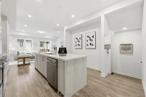1340 Kaniv Street Oakville ON L6M 5R3