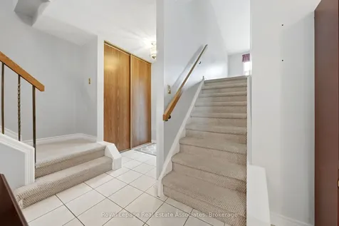 14 Beisel Court Brampton ON L6Z 2R8