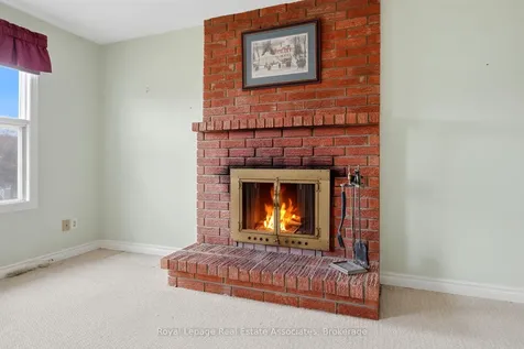 14 Beisel Court Brampton ON L6Z 2R8
